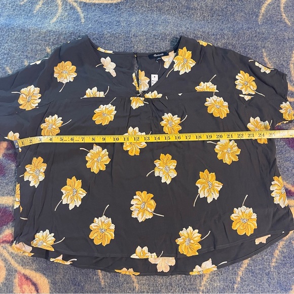 Madewell top size medium . NWT - Picture 5 of 7